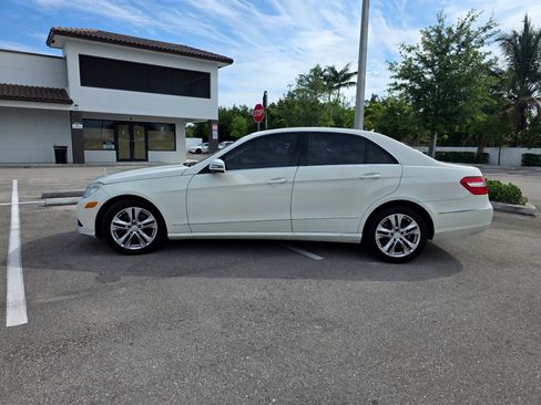 Used 2010 Mercedes-Benz E 350 Sedan image 5