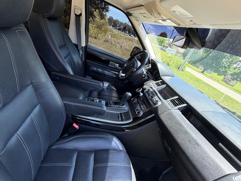 Used 2011 Land Rover Range Rover Sport HSE LUX AWD/4WD image 30