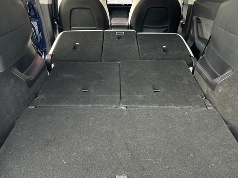 Used 2024 Tesla Model Y Long Range image 9