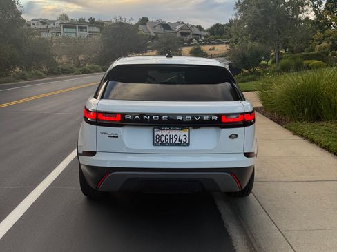 Used 2018 Land Rover Range Rover Velar S image 5