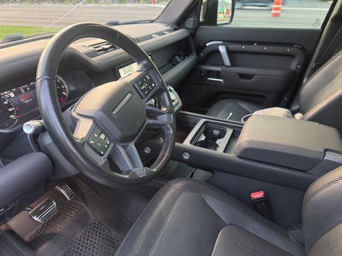 Used 2022 Land Rover Defender 110 X-Dynamic SE AWD/4WD image 5