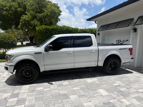 Used 2020 Ford F150 XLT w/ Equipment Group 302A Luxury RWD image 8