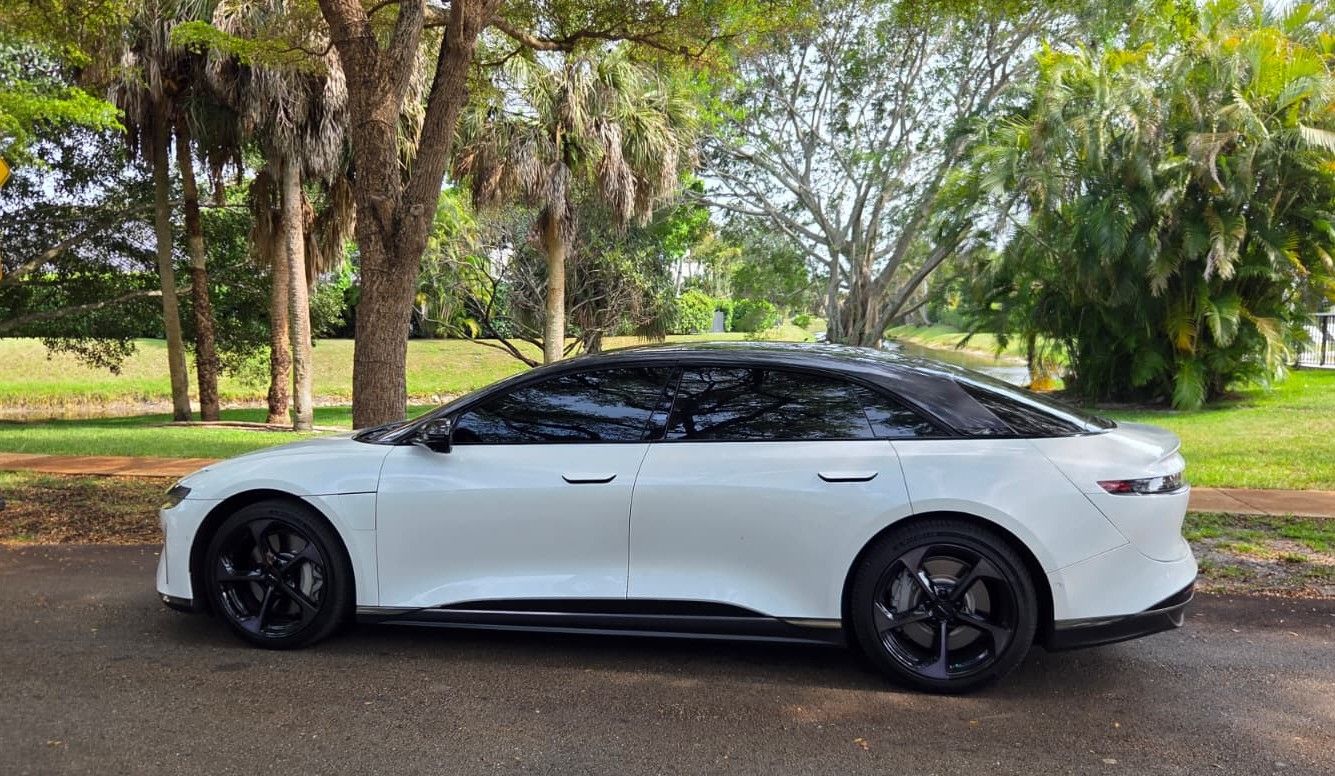 Used 2025 Lucid Air Touring AWD/4WD image 16