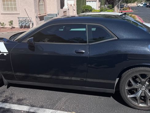 Used 2015 Dodge Challenger R/T Plus image 4