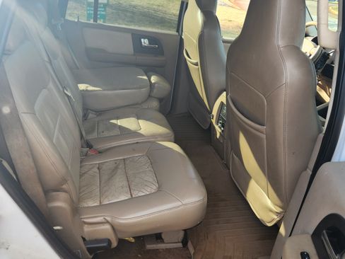 Used 2005 Ford Expedition Eddie Bauer image 6