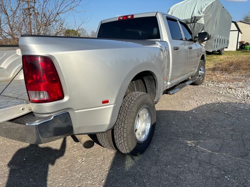 Used 2013 RAM 3500 Tradesman w/ Chrome Appearance Group image 4