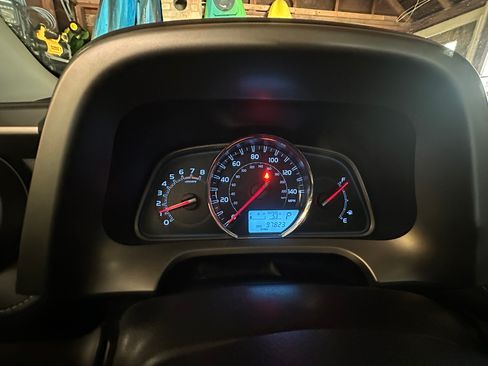 Used 2013 Toyota RAV4 Limited image 8