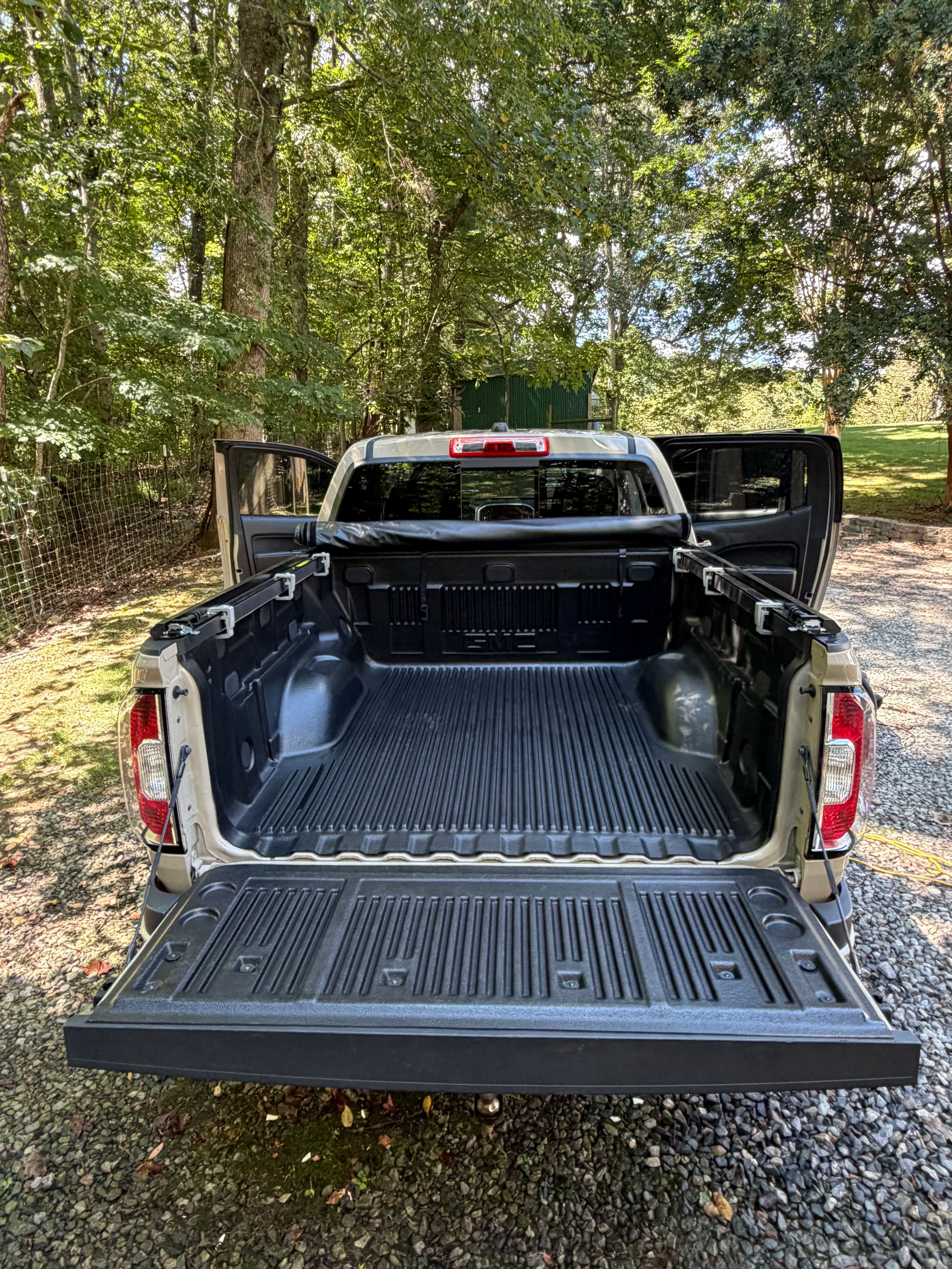 Used 2022 GMC Canyon Elevation w/ Elevation Premium Package AWD/4WD image 6