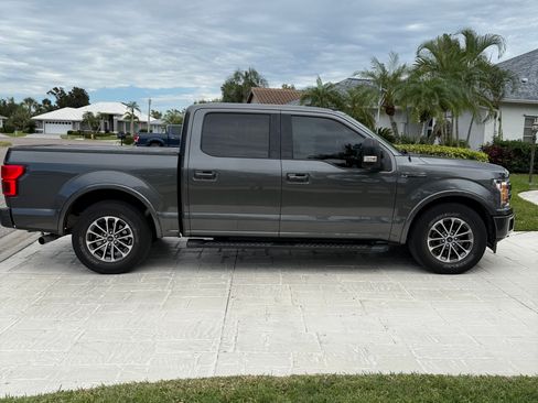Used 2019 Ford F150 Lariat image 4