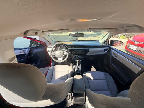 Used 2015 Toyota Corolla LE image 21