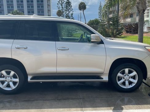 Used 2010 Lexus GX 460 AWD/4WD image 10