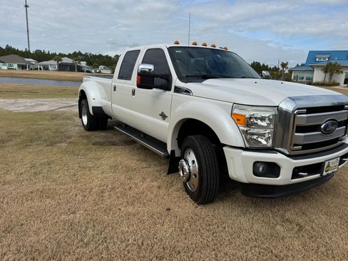Used 2016 Ford F450 Platinum image 4
