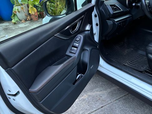 Used 2019 Subaru Crosstrek 2.0i Limited w/ Moonroof Package w/Navigation image 12