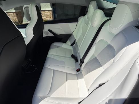 Used 2024 Tesla Model 3 Performance image 21