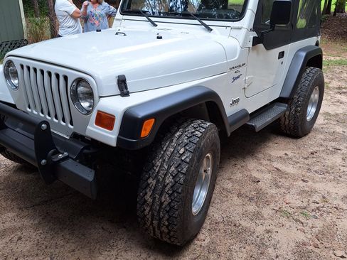 Used 1998 Jeep Wrangler Sport image 9