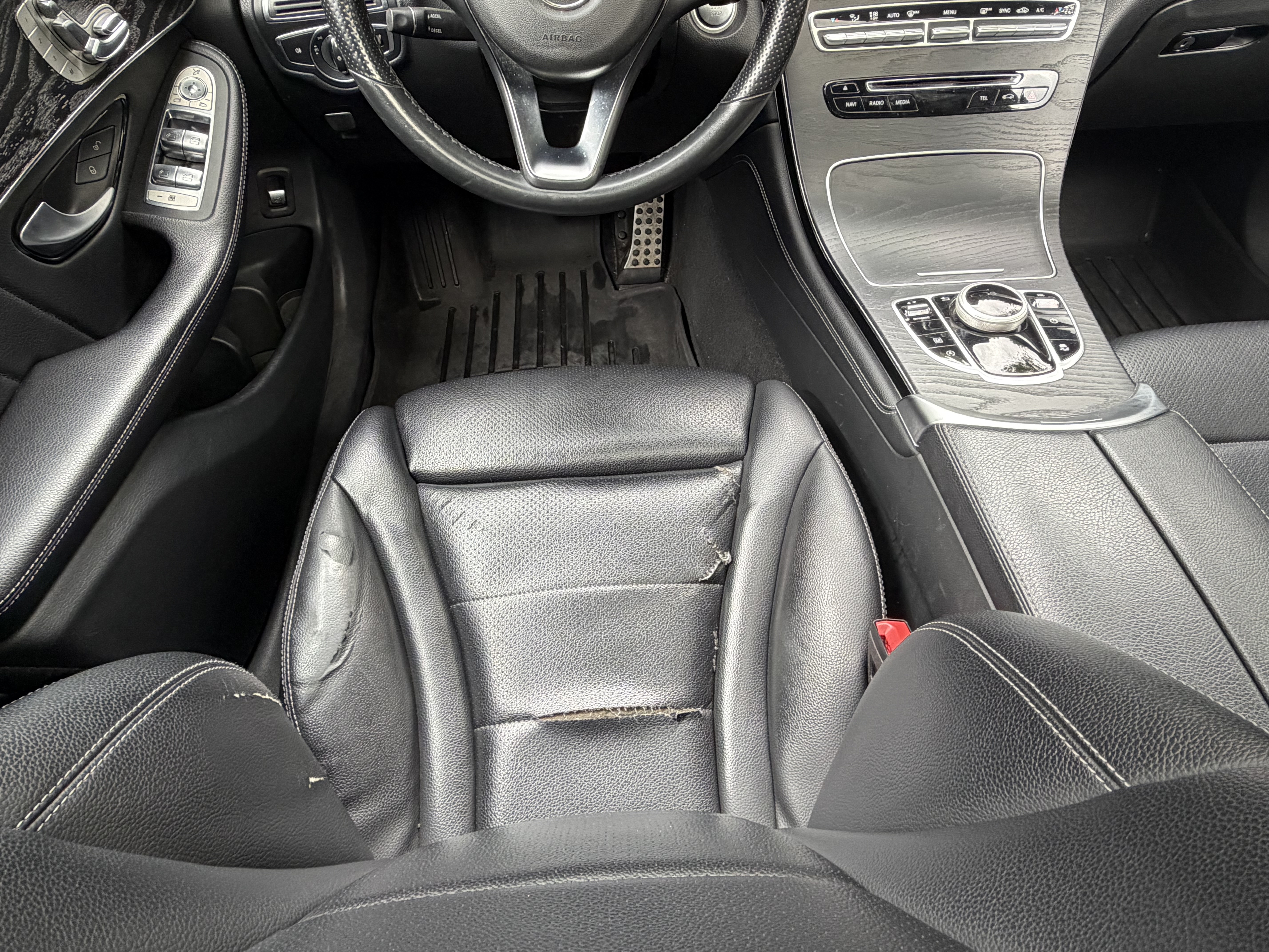 Used 2018 Mercedes-Benz GLC 300 4MATIC Coupe image 14
