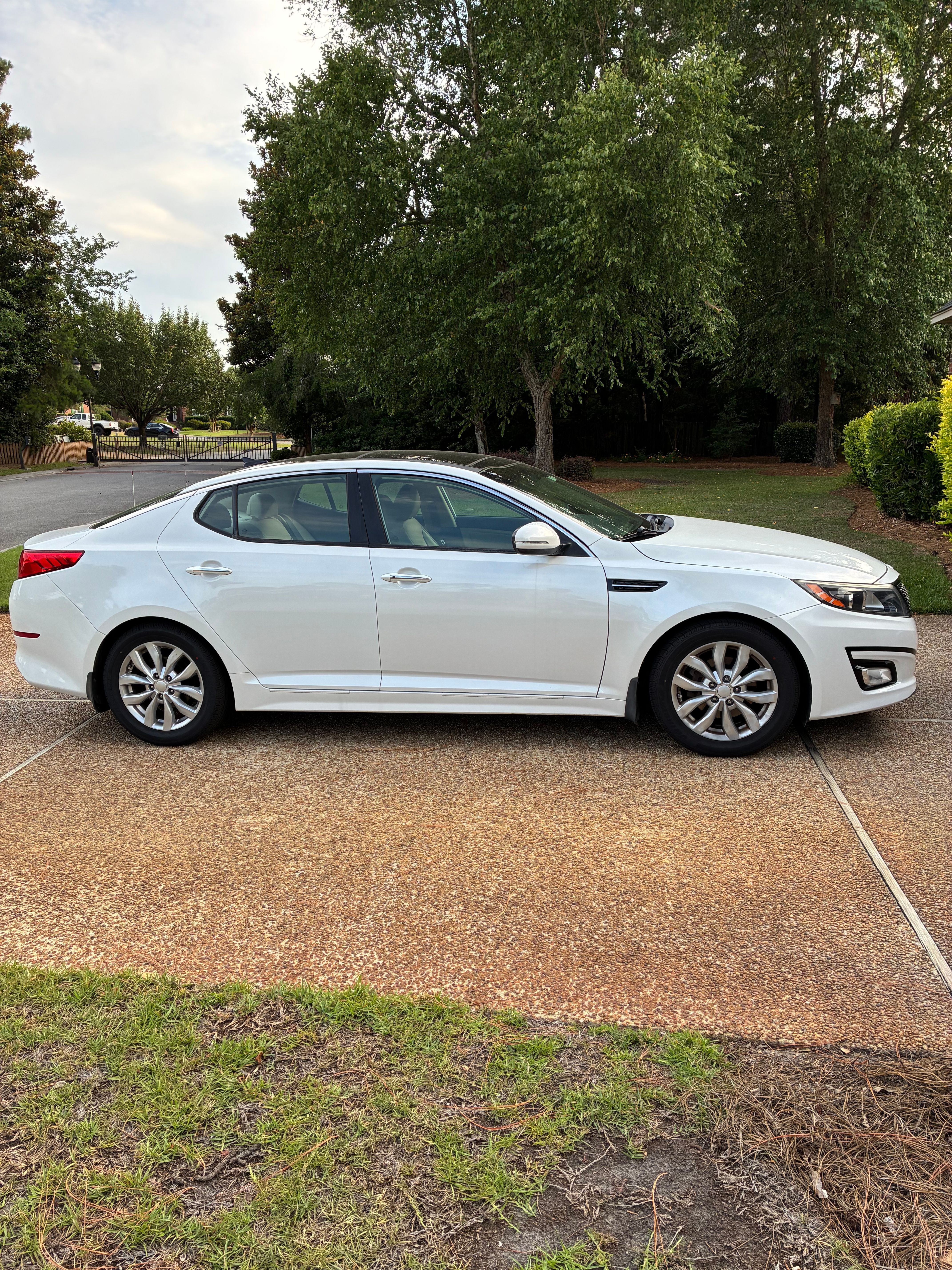 Used 2015 Kia Optima EX w/ EX Premium Package FWD image 13