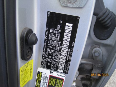 Used 2013 Toyota Venza LE w/ LE Convenience Pkg FWD image 22