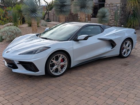 Used 2022 Chevrolet Corvette Stingray Convertible w/ Battery Protection Package image 1