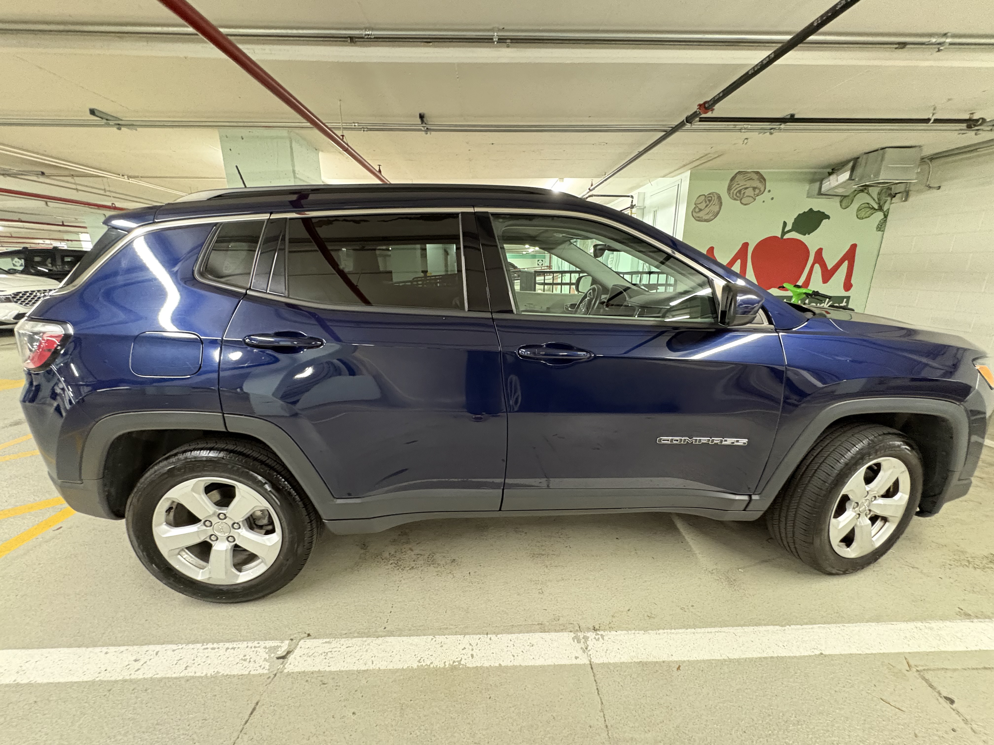 Used 2018 Jeep Compass Latitude w/ Popular Equipment Group AWD/4WD image 17