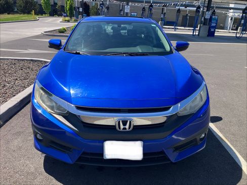 Used 2016 Honda Civic EX-T image 2