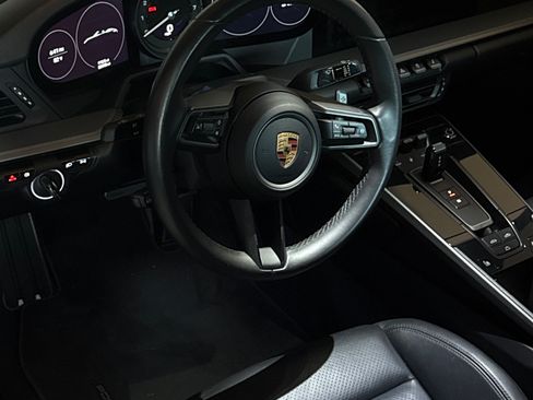 Used 2020 Porsche 911 Carrera S image 8