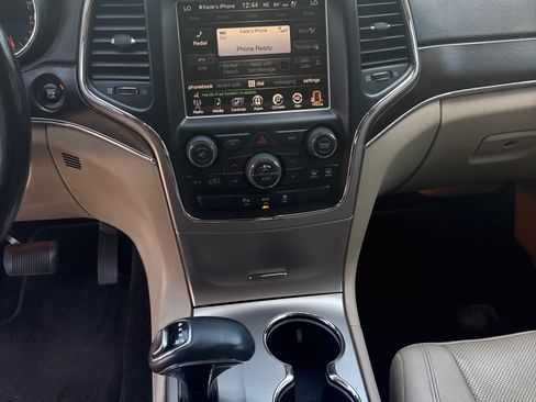 Used 2014 Jeep Grand Cherokee Limited w/ Luxury Group II AWD/4WD image 15