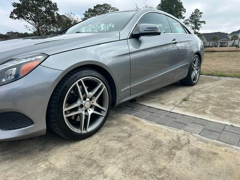 Used 2015 Mercedes-Benz E 400 4MATIC Coupe image 16