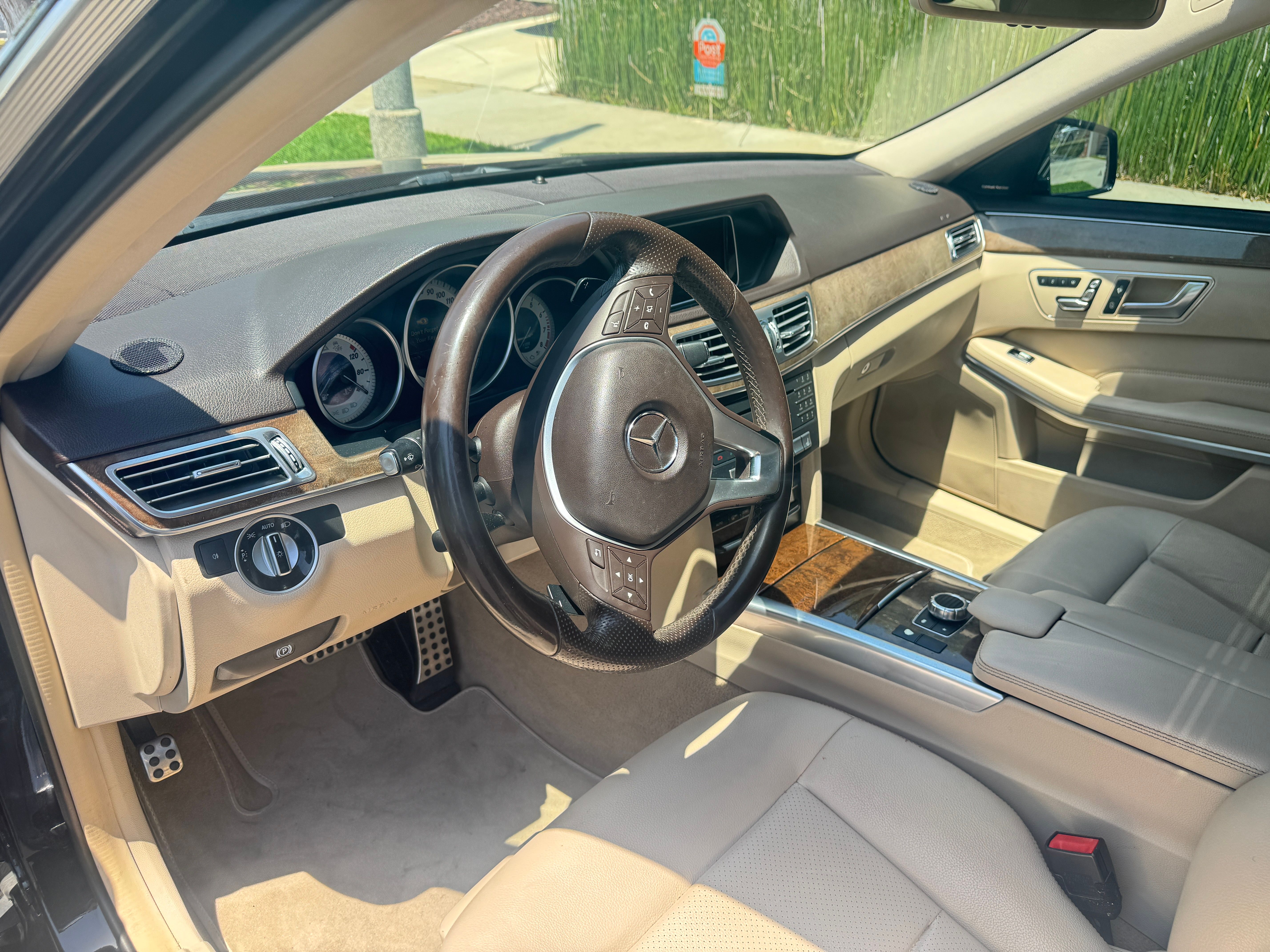 Used 2016 Mercedes-Benz E 350 Sedan w/ Premium Package image 14
