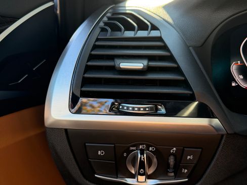 Used 2020 BMW X4 xDrive30i image 12