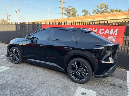 Used 2024 Toyota bZ4X AWD w/ Weather Package image 4