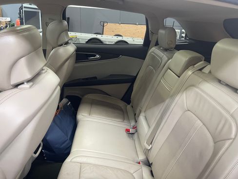 Used 2019 Lincoln Nautilus Reserve image 13