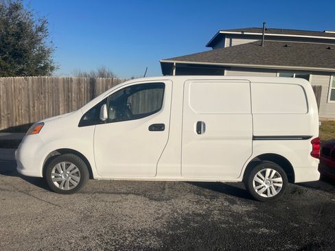 Used 2020 Nissan NV200 SV w/ Back Door Glass Package image 4