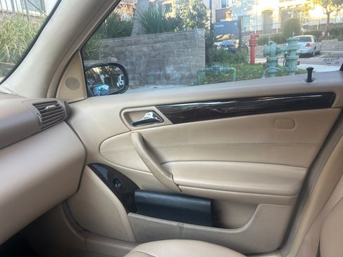 Used 2004 Mercedes-Benz C 240 Sedan image 6