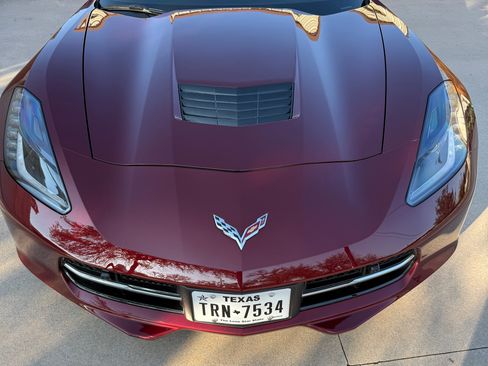 Used 2019 Chevrolet Corvette Stingray Coupe w/ 2LT Preferred Equipment Group RWD image 11