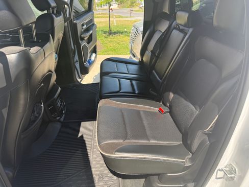 Used 2022 RAM 1500 Laramie image 11