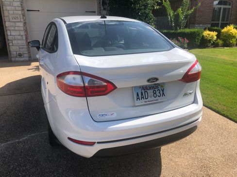 Used 2019 Ford Fiesta S image 4