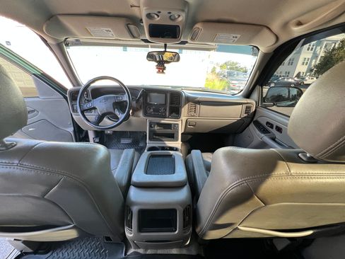 Used 2006 Chevrolet Silverado 1500 LT w/ Onstar Plus Package image 19