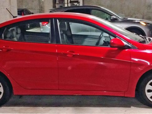 Used 2015 Hyundai Accent GLS image 5