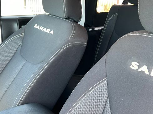 Used 2013 Jeep Wrangler Unlimited Sahara w/ Connectivity Group image 14