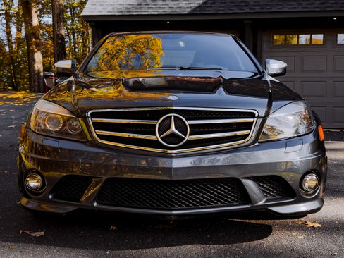 Used 2009 Mercedes-Benz C 63 AMG Sedan image 1