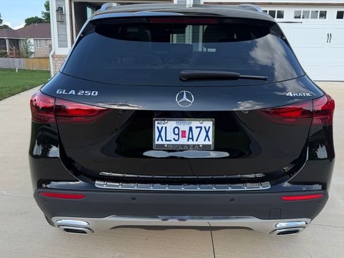 Used 2025 Mercedes-Benz GLA 250 4MATIC image 6