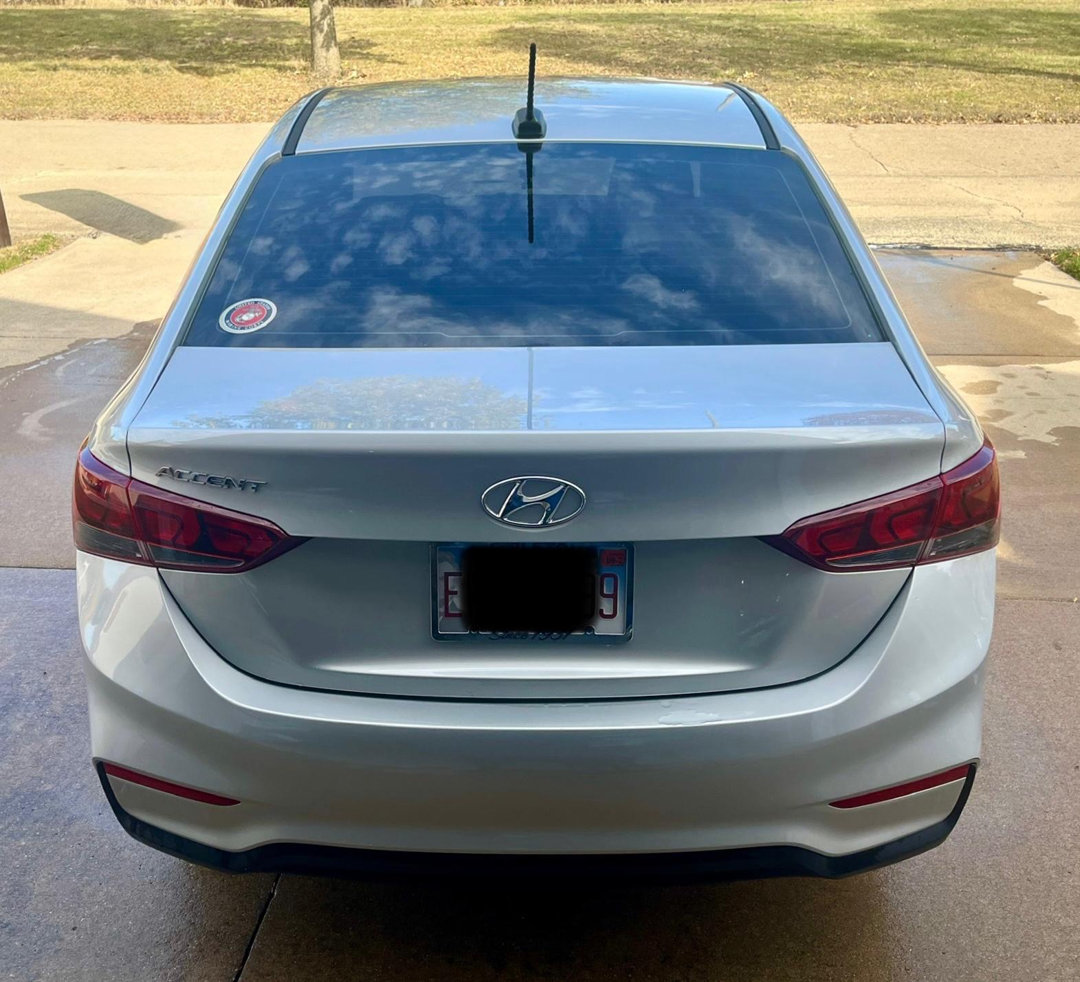 Used 2022 Hyundai Accent FWD image 4