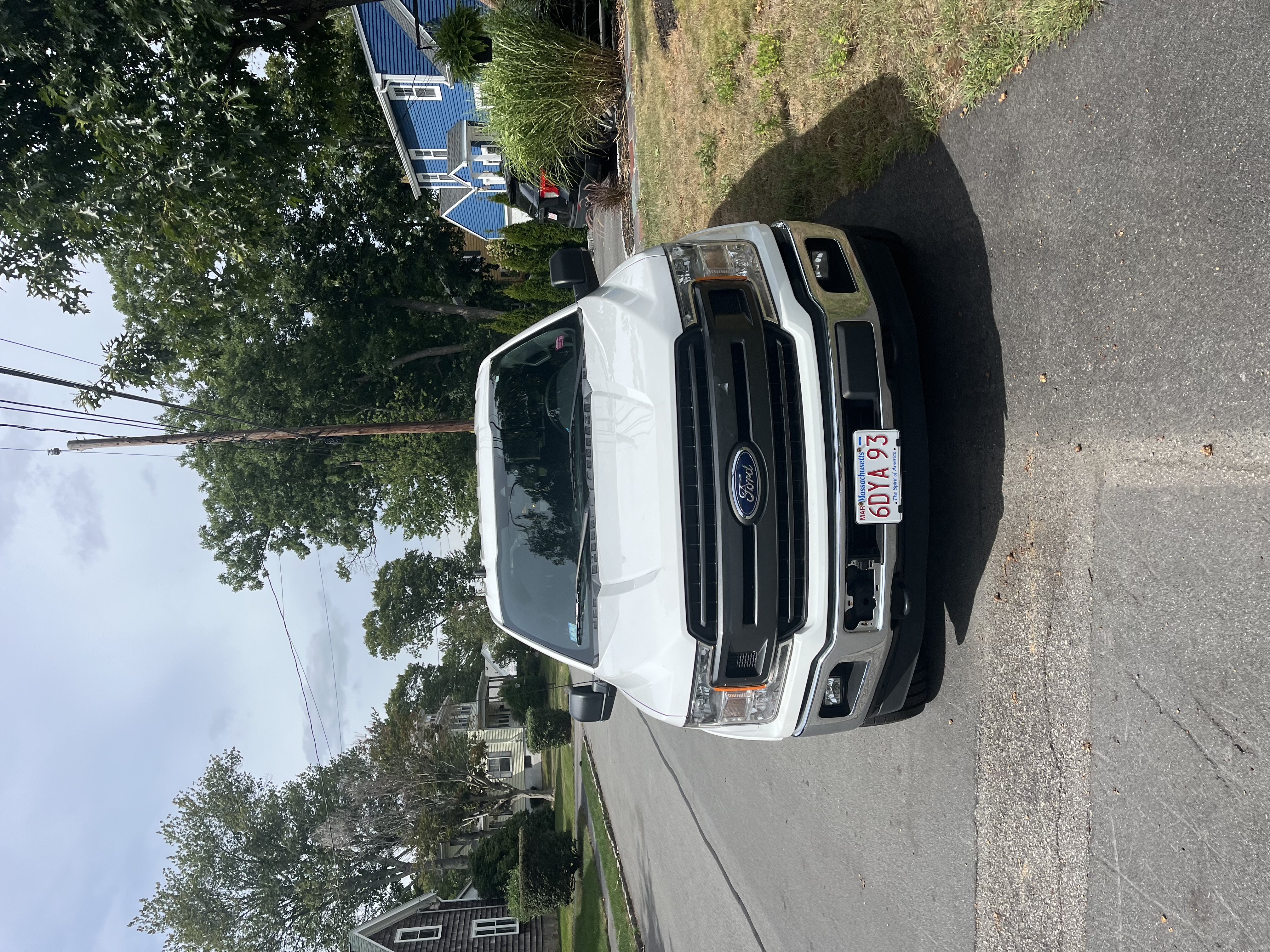 Used 2019 Ford F150 XLT w/ Equipment Group 302A Luxury AWD/4WD image 2