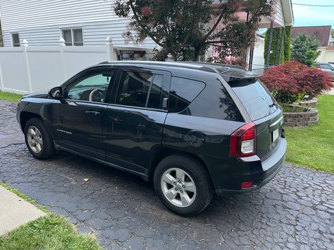 Used 2016 Jeep Compass Sport w/ Power Value Group FWD image 4