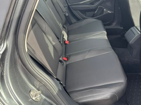 Used 2019 Volkswagen Jetta SEL image 25