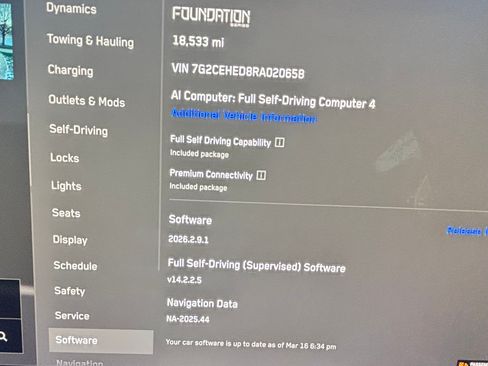 Used 2024 Tesla Cybertruck AWD Crew Cab image 11