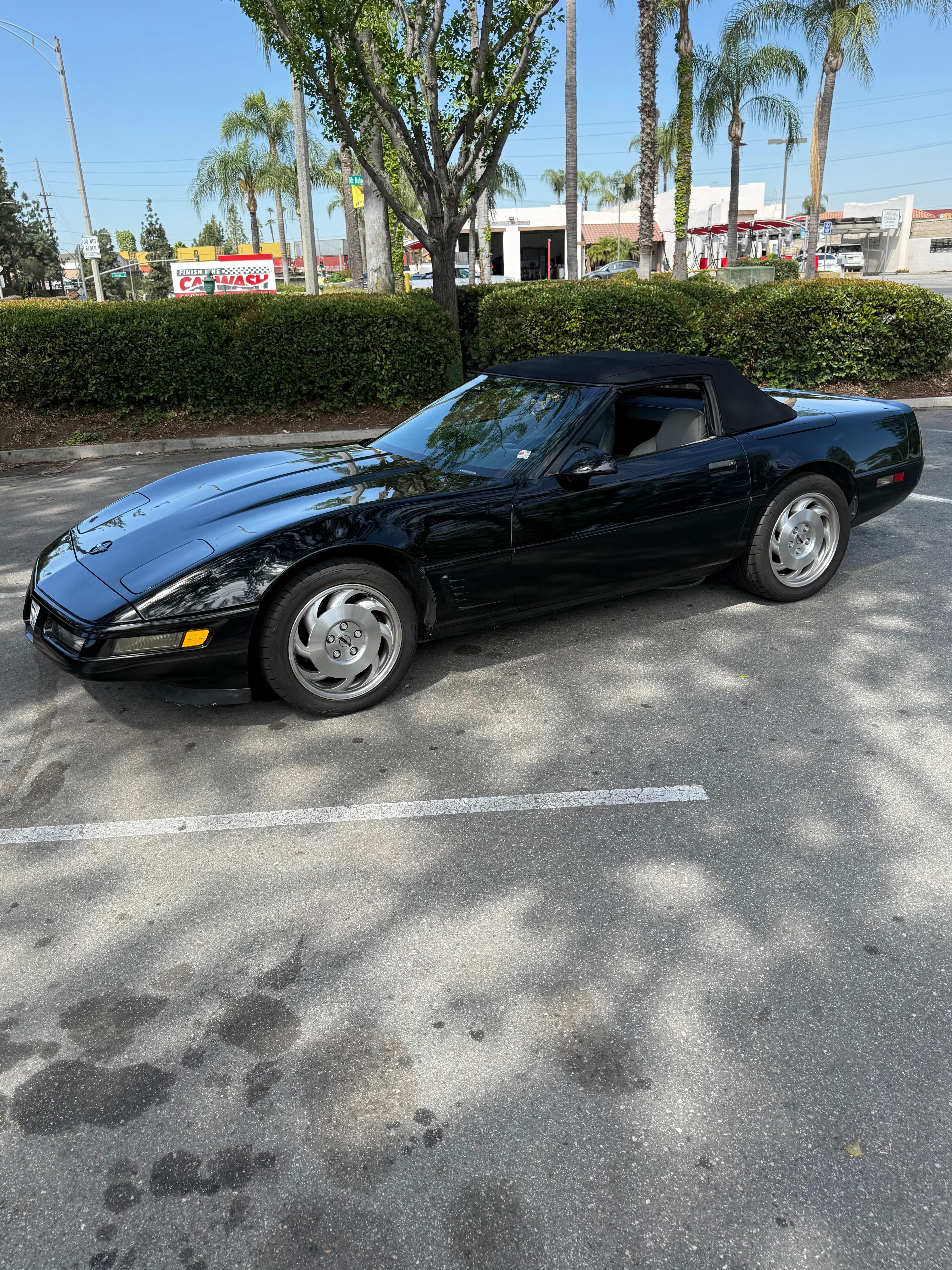 Used 1995 Chevrolet Corvette Convertible RWD image 12