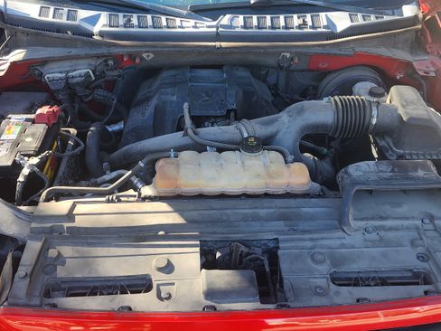 Used 2015 Ford F150 XLT w/ Equipment Group 302A Luxury image 19