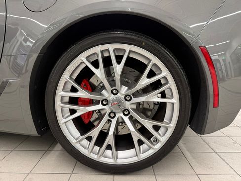Used 2016 Chevrolet Corvette Z06 w/ 2LZ Preferred Equipment Group image 16